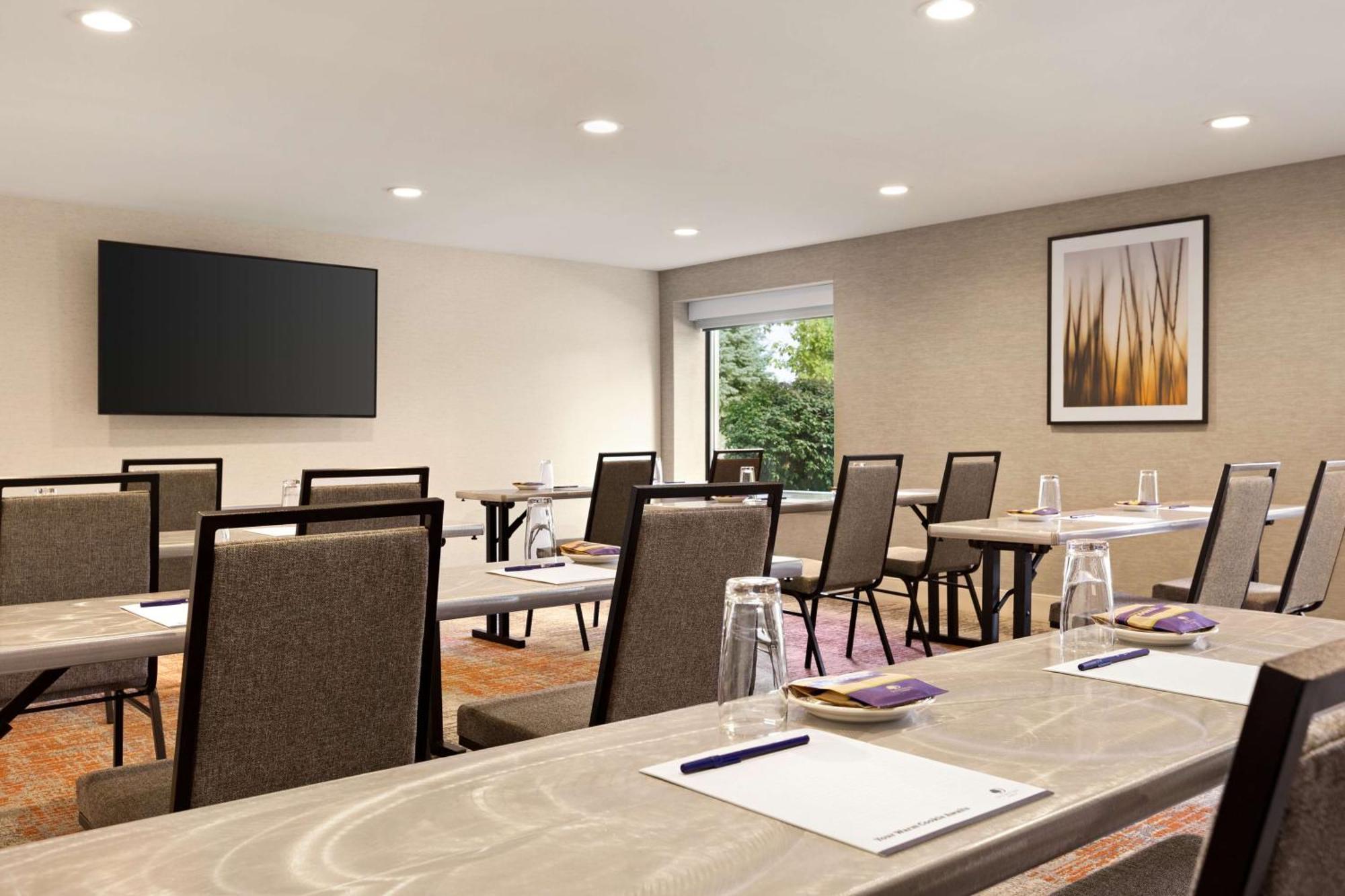 Hotel Doubletree By Hilton Columbus Dublin Exterior foto
